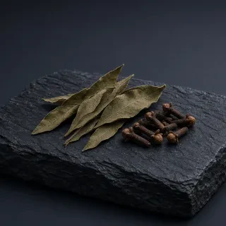 Листя гвоздики